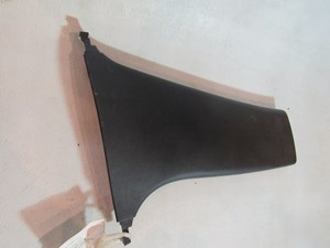 2006 2007Infiniti M35 M35x RH Pass Lower B Pillar Trim 76915 EG000
