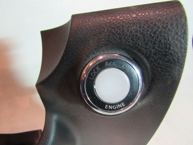 06 Infiniti M35LH Driver Knee  Under Steering Dash Panel Switches