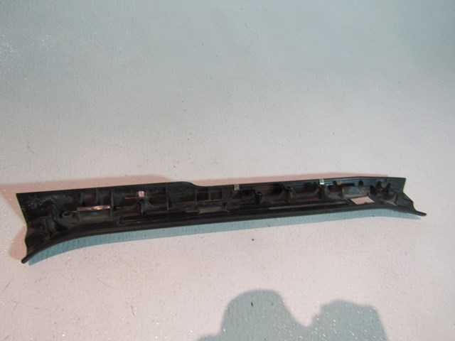 06 07  Infiniti M35 M35x Rear RH Pass Door Sill 769B6 EG000