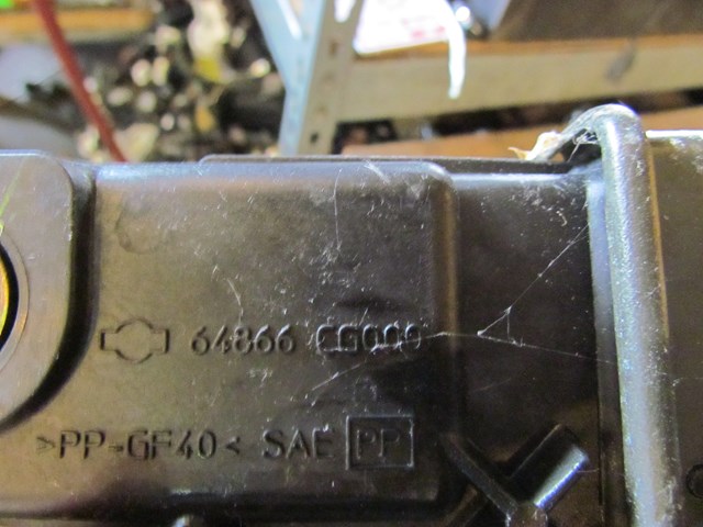 2006 Infiniti M35 M35x Battery Tray 64866 CG000