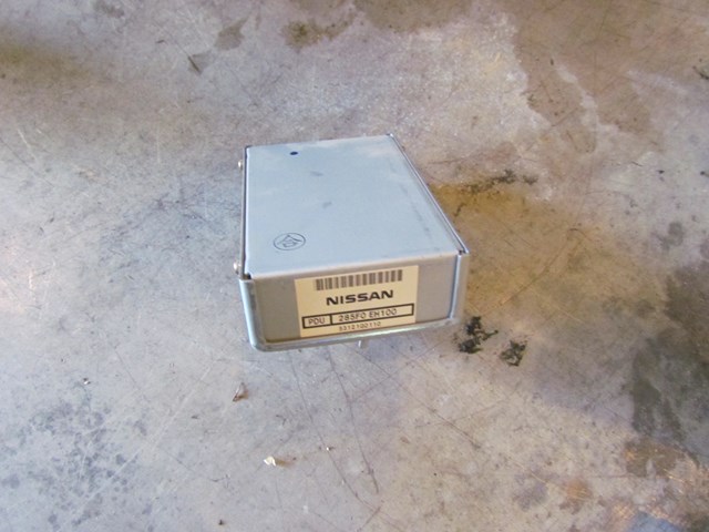 2006 Infiniti M35 M35x Power Distribution Module 285F0 EH100
