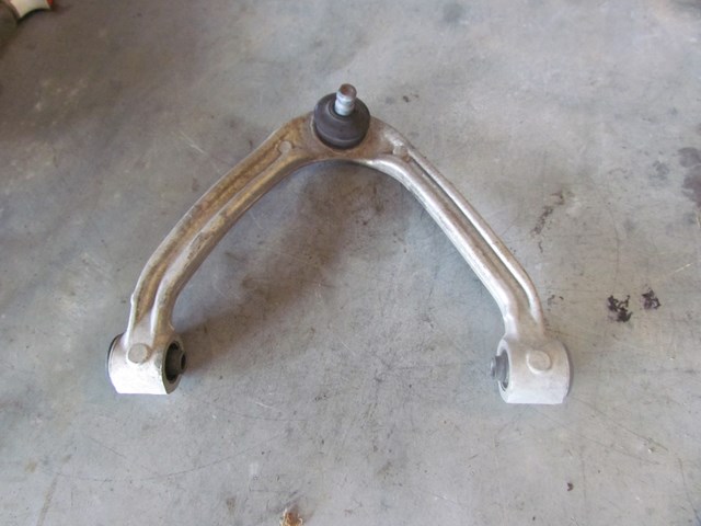 2006 Infiniti M35x Front LH Driver Upper Control Arm