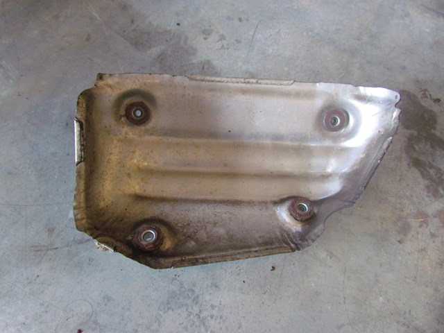 2006 Infiniti M35x LH Driver Exhaust Manifold Heat Shield