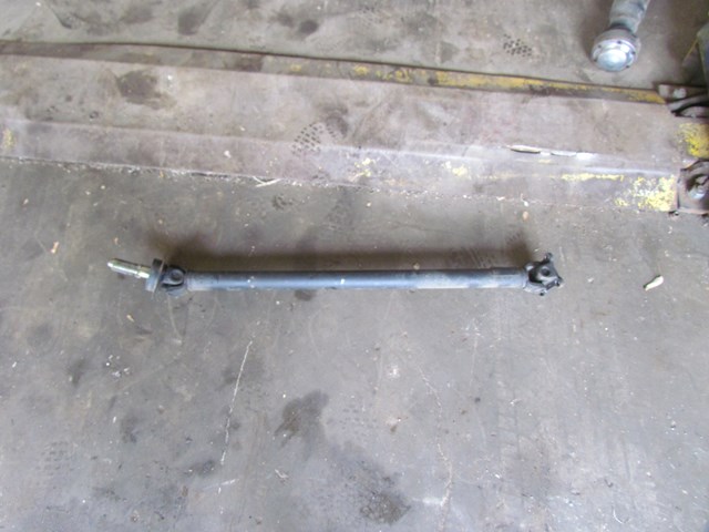 2006 Infiniti M35x AWD Front Driveshaft