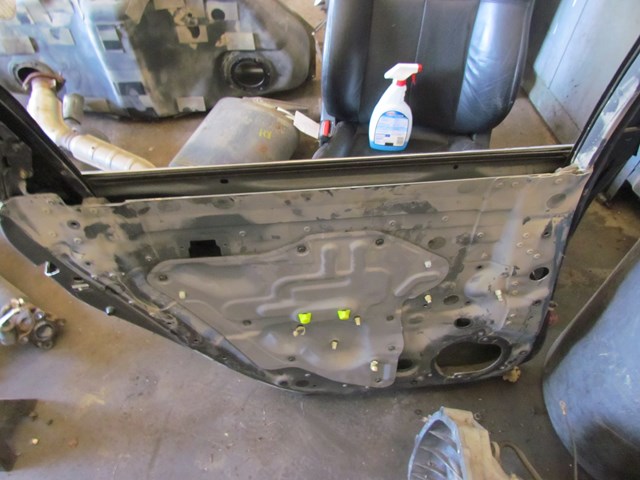 2006 Infiniti M35 M35x Rear LH Driver Door 