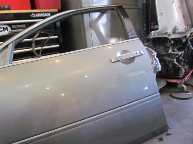 2006 Infiniti M35x Front LH Driver Door Shell