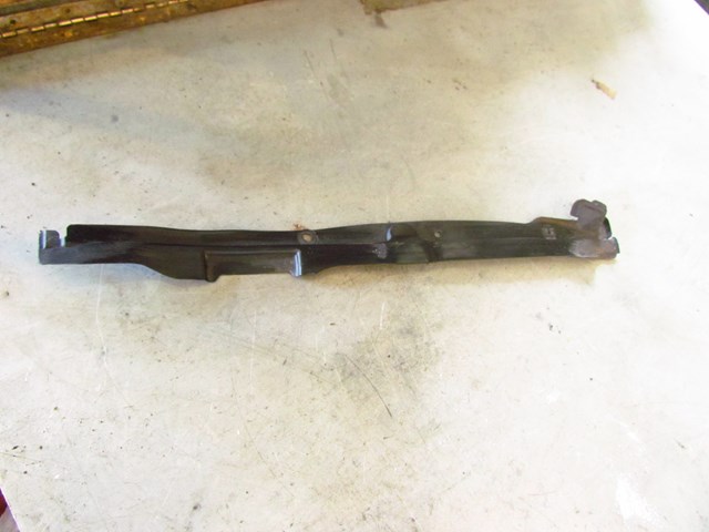 2006 Land Rover LR3 LH Driver Fender/Door Seal ASG780002
