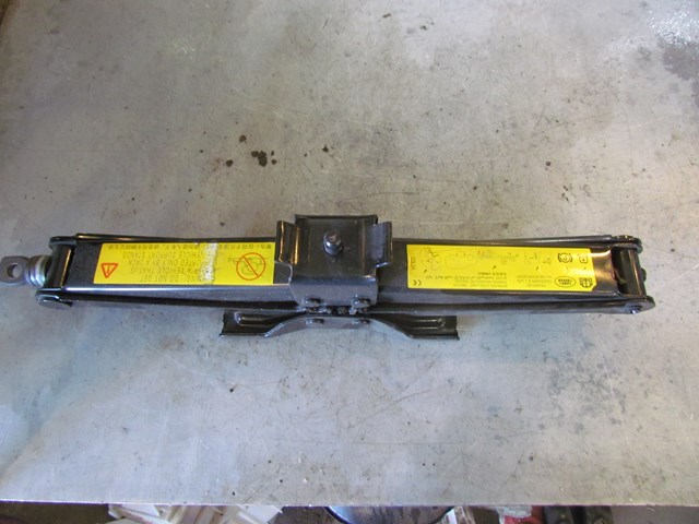 2006 Land Rover LR3 Jack KAJ500122