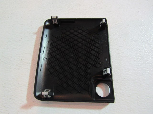 2005 2006 Land Rover LR3 Dash Speaker Cover FBI500012