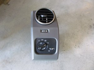 2006 Land Rover LR3 LH Driver Dash Vent Light Switch-YUD501480PVJ