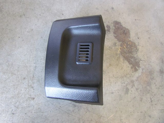 2006 Land Rover LR3 LH Dash Trim Panel FBF500230