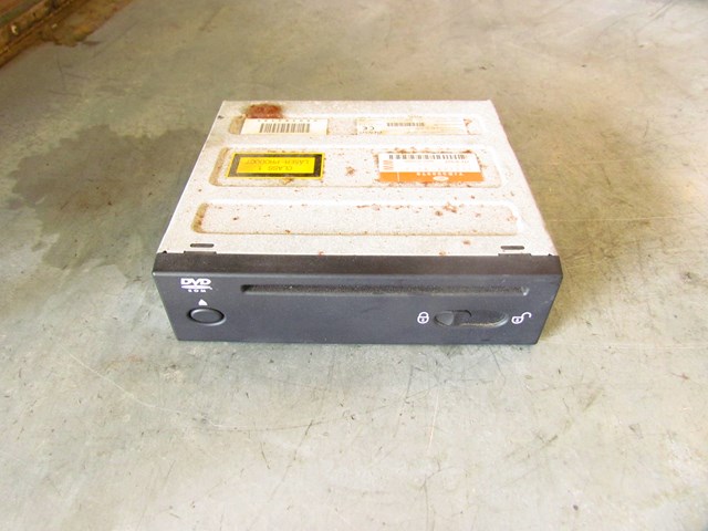 2006 Land Rover LR3 Navigation DVD Player YIB500070