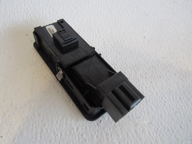 2006 Land Rover LR3 Rear LH Door Switch w/Audio YUD501080PVJ