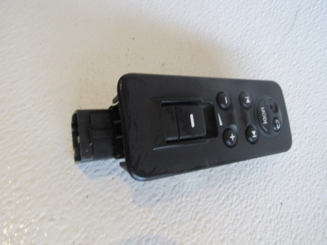 2006 Land Rover LR3 Rear LH Door Switch w/Audio YUD501080PVJ