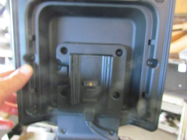 2006 Land Rover LR3 HSE HD Pkg Center Console Cooler