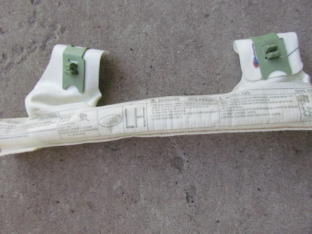 2006 Land Rover LR3 LH Driver Side Curtain Bag
