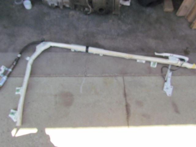 2006 Land Rover LR3 LH Driver Side Curtain Bag