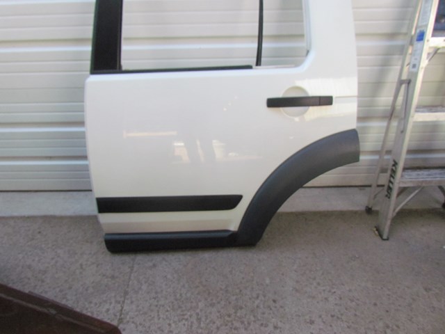 2006 Land Rover LR3 LH Driver Rear Door-See Description
