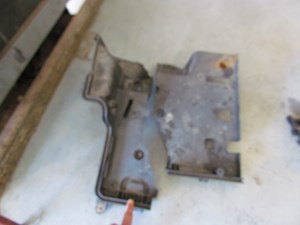 2006 Land Rover LR3 ABS Pump & Brake Master Tray DWM500031