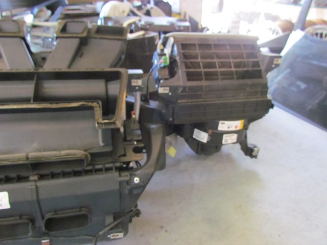 2006 Land Rover LR3 HSE Heater Core Assembly