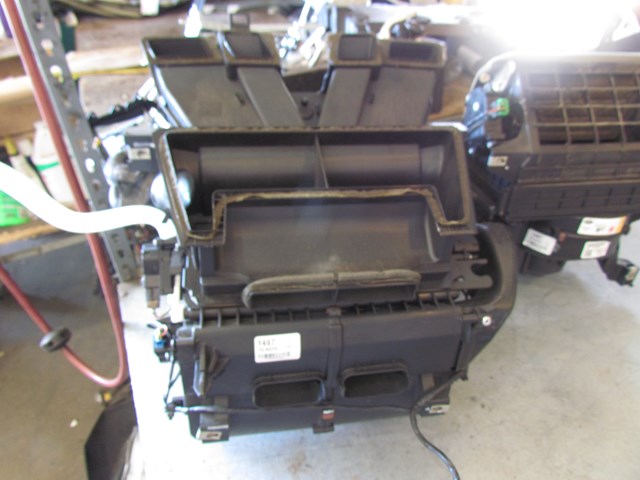 2006 Land Rover LR3 HSE Heater Core Assembly