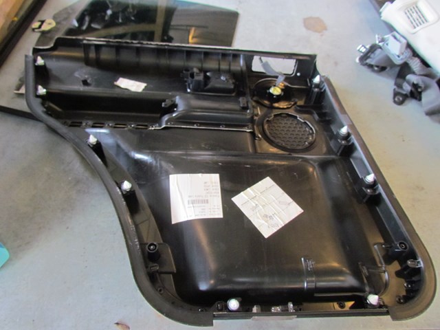 2006 Land Rover LR3 HSE Rear RH Passenger Door Panel-Blemishes