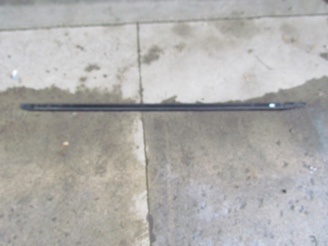 2006 Land Rover LR3 LH Driver Roof Rack Rail 