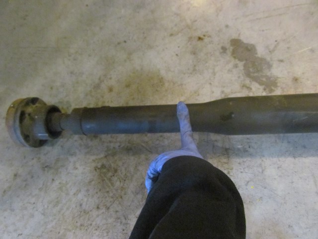 2006 Land Rover LR3 Front Driveshaft