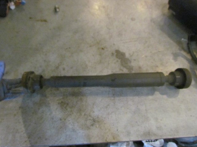 2006 Land Rover LR3 Front Driveshaft