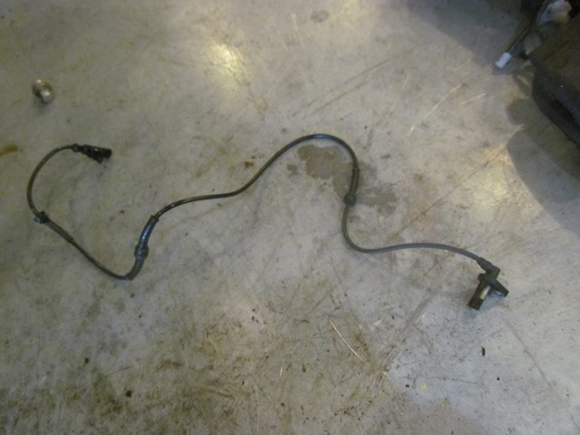 2006 Land Rover LR3 Front LH Driver ABS Sensor