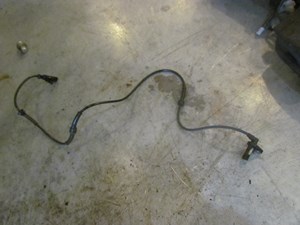 2006 Land Rover LR3 Front LH Driver ABS Sensor