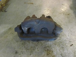 2006 Land Rover LR3 Front RH Passenger Caliper
