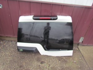 2006 Land Rover LR3 Upper Hatch Door-See Details