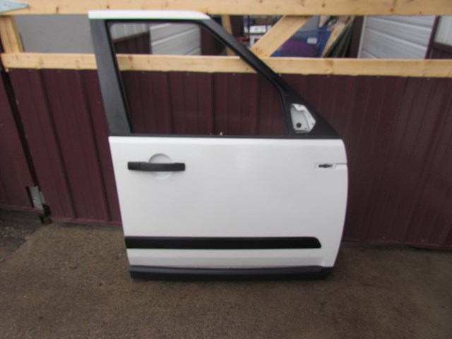 2006 Land Rover LR3 Front RH Passenger Door-See Details