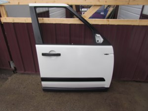2006 Land Rover LR3 Front RH Passenger Door-See Details