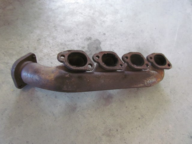 2006 Land Rover LR3 RH Passenger Exhaust Manifold