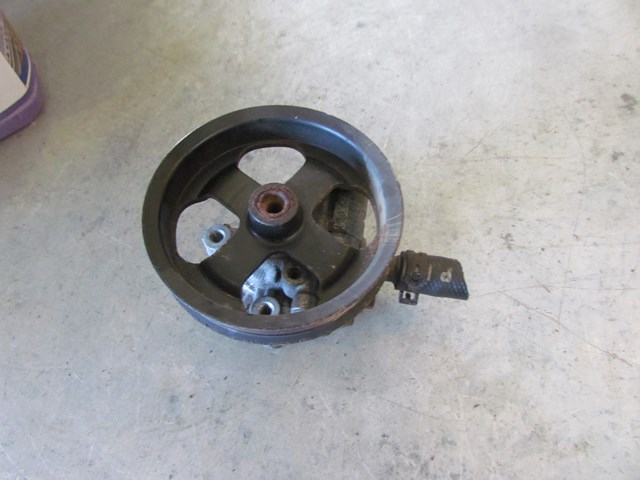 2006 Land Rover LR3 Power Steering Pump QVB500390
