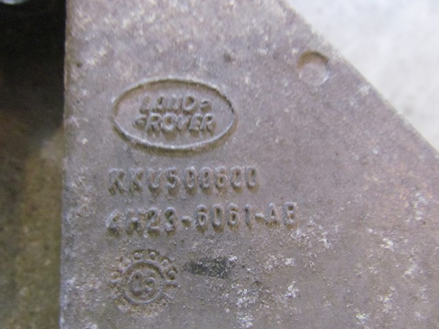 2006 Land Rover LR3 LH Driver Engine Mount KKUY500600