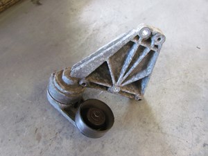 2006 Land Rover LR3 Serpentine Belt Tensioner w/Mount