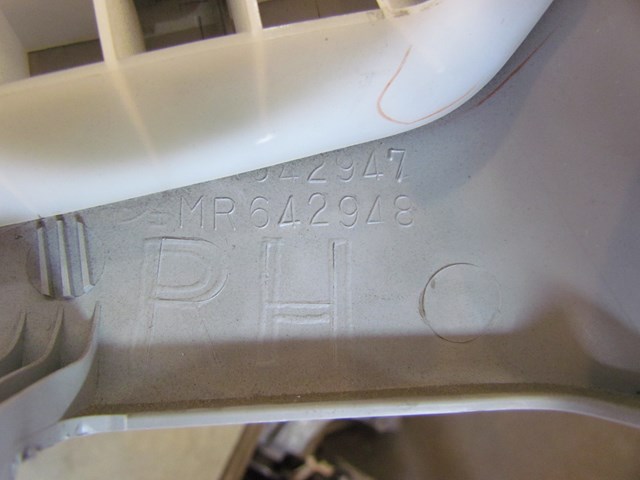 2004 Mitsubishi Evolution VIII RH Upper B Pillar Trim MR642948
