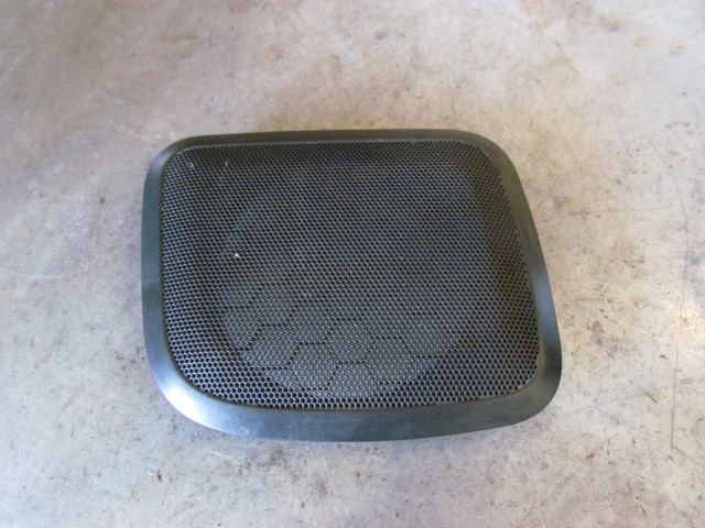 2004 Mitsubishi Evolution VIII Rear LH Speaker Cover MR444217