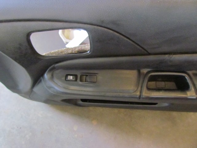 2004 Mitsubishi Evolution VIII Front RH Door Panel w/ Door Switch