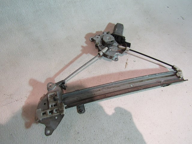 2004 Mitsubishi Evolution VIII Rear RH Pass Window Motor