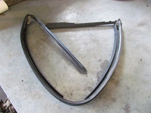 1998 Porsche Boxster Windshield Seal