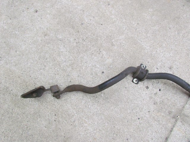 2004 Mitsubishi Evolution VIII Front Sway Bar w/Mounts & Links