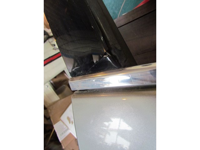 2006 Infiniti M35 M35x Front RH Passenger Door Shell