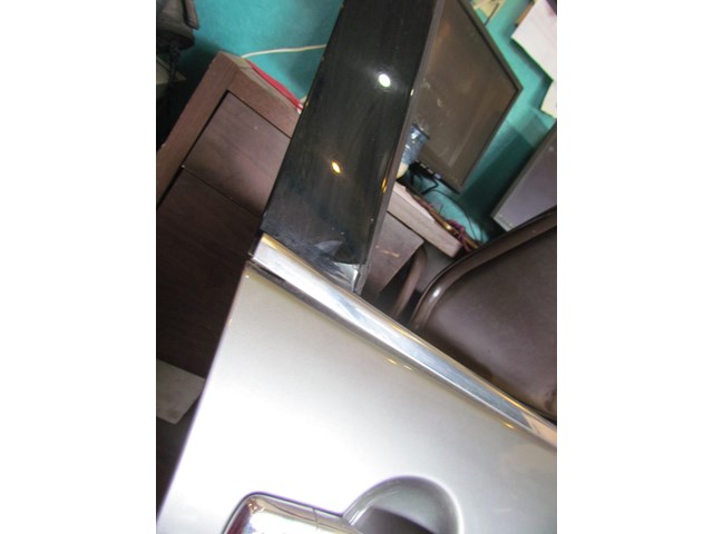 2006 Infiniti M35 M35x Front RH Passenger Door Shell