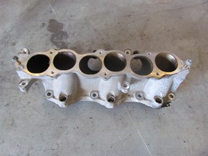2006 Infiniti M35x Lower Intake Manifold