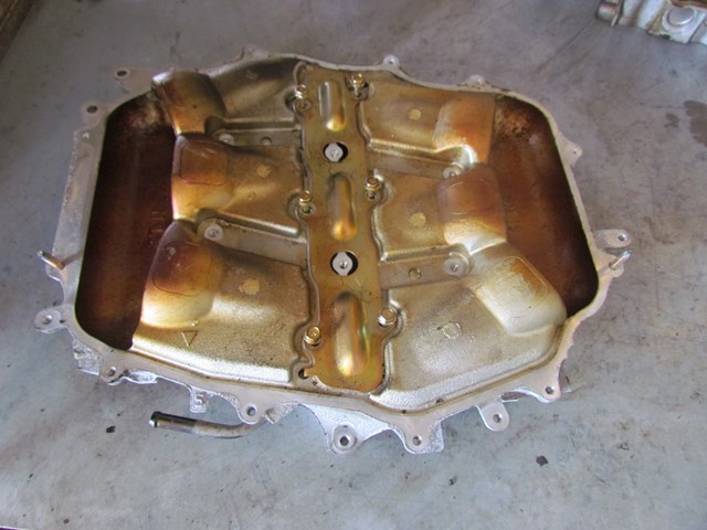 2006 Infiniti M35x Lower Intake Manifold Plenum