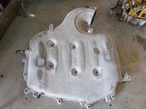 2006 Infiniti M35x Upper Intake Manifold Plenum